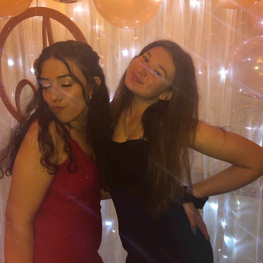 Meet your Posher, Lauren